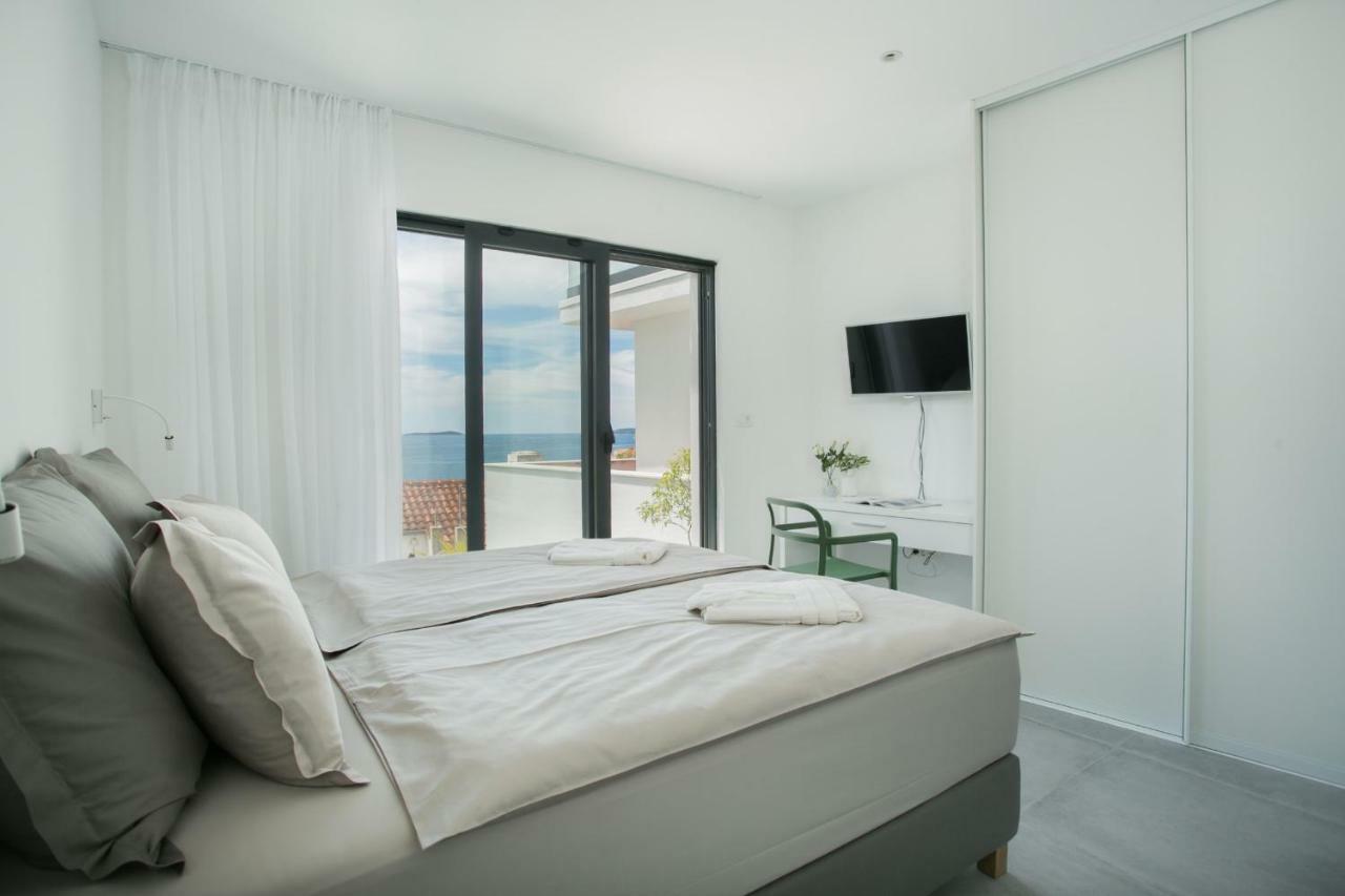 Holiday Home Olive Exclusive - 8 People, Heated Pool, Okrug Gornji, Sea View Trogir Exterior foto