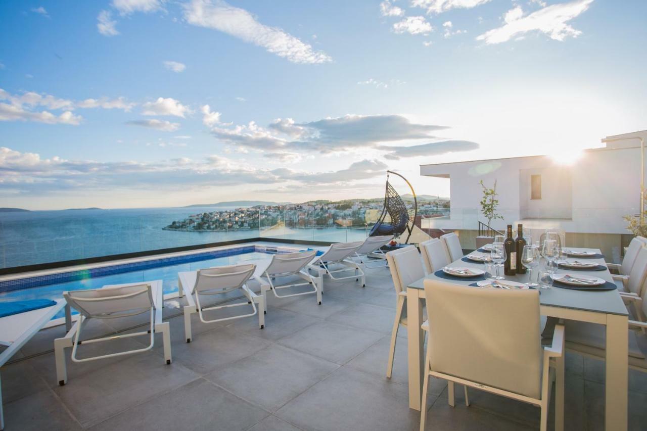 Holiday Home Olive Exclusive - 8 People, Heated Pool, Okrug Gornji, Sea View Trogir Exterior foto