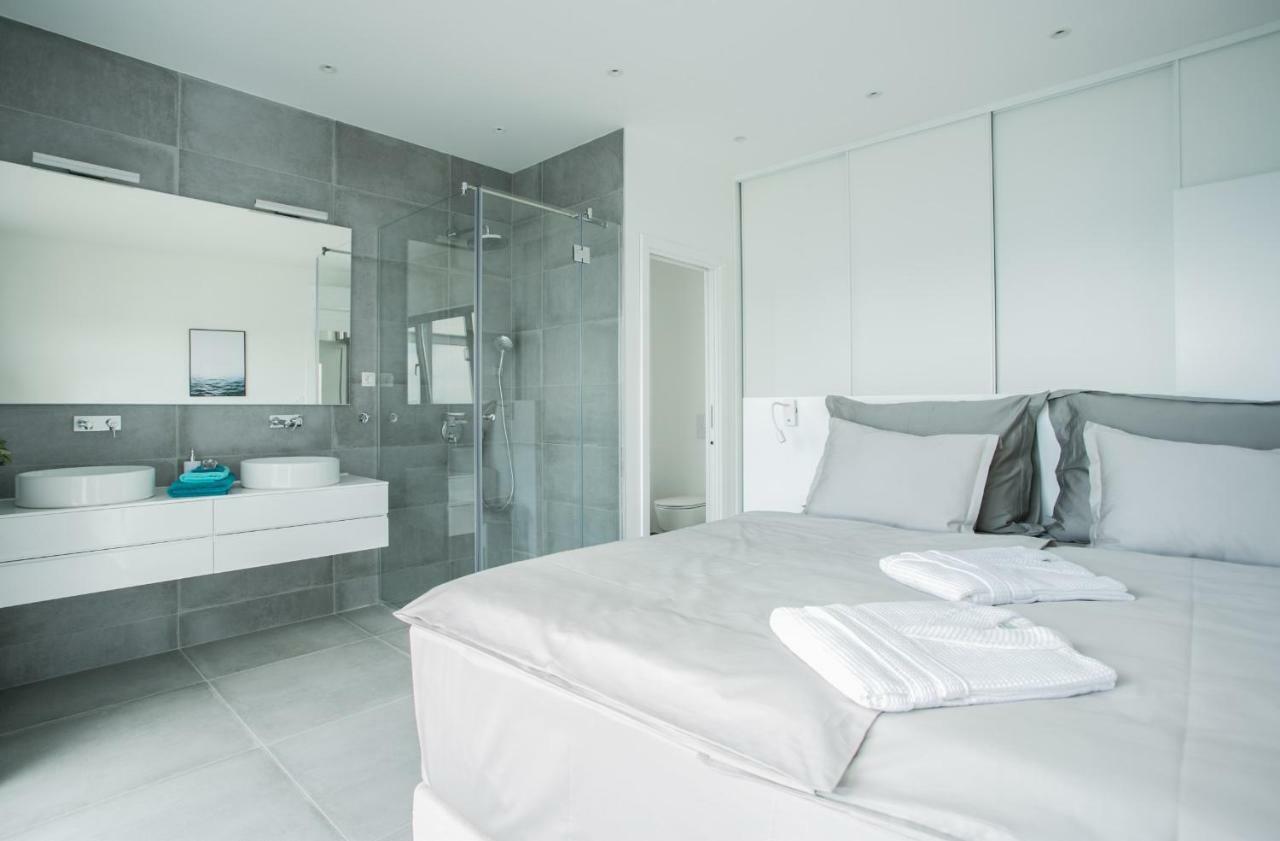 Holiday Home Olive Exclusive - 8 People, Heated Pool, Okrug Gornji, Sea View Trogir Exterior foto