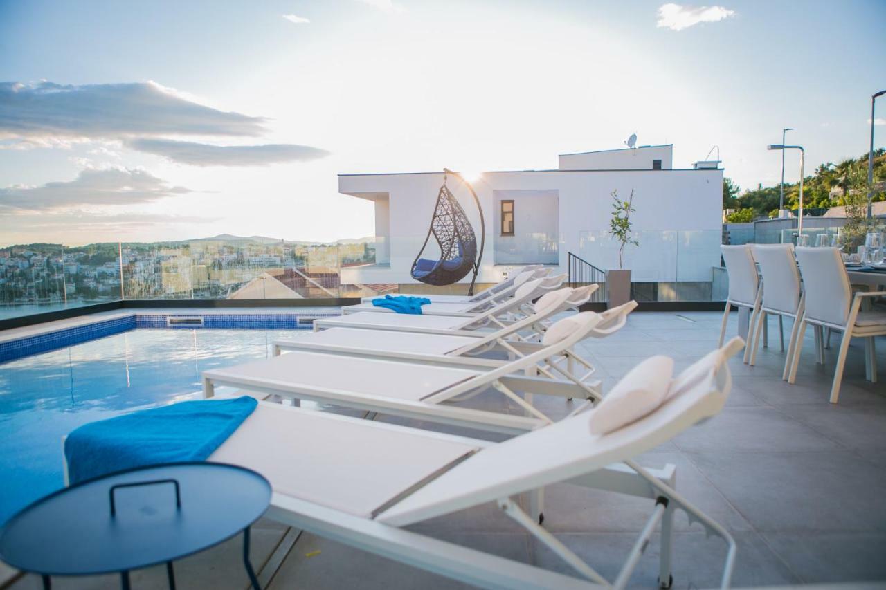 Holiday Home Olive Exclusive - 8 People, Heated Pool, Okrug Gornji, Sea View Trogir Exterior foto